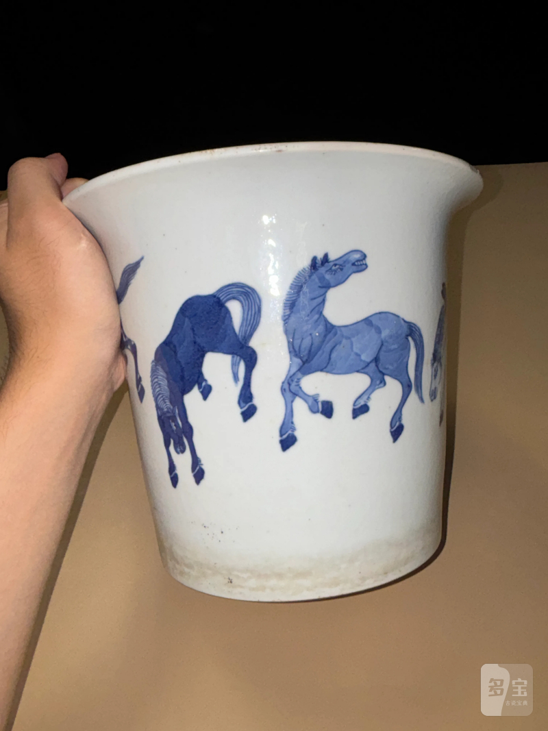 清 青花骏马图花盆、德化白釉兽耳炉 - 图8